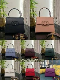 Picture of Valentino Lady Handbags _SKUfw139062453fw